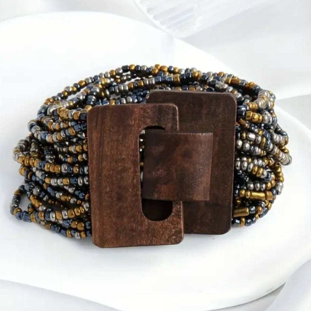 Gorgeous multi-strand, black & copper beaded bracelet w/ wooden closure, NWOT